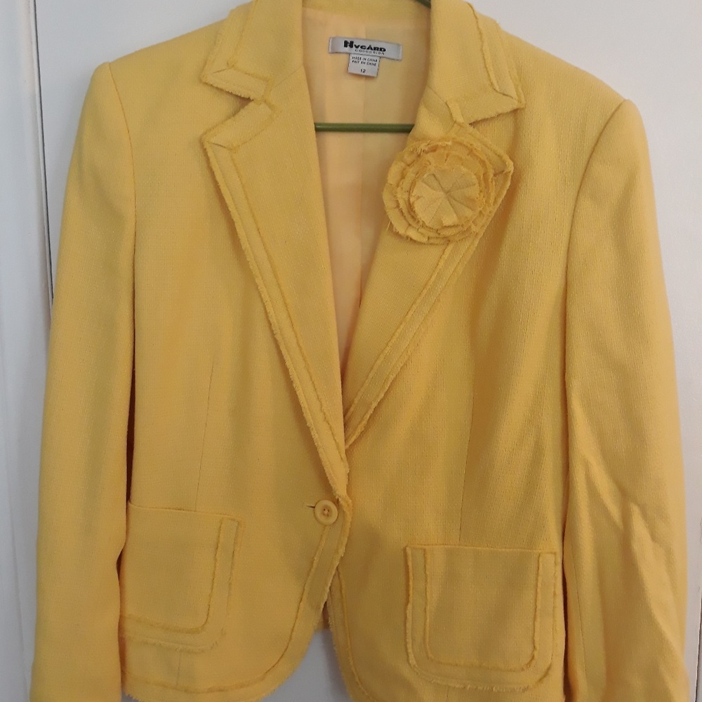 Nygard Yellow Jacket Size 12
